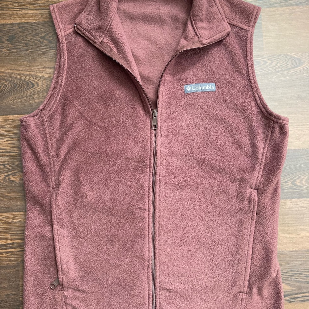 Columbia Fleece Vest with Zipper Pockets